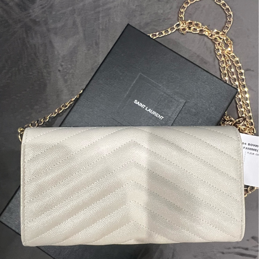 Sold-YSL Cassandre Flap Wallet on Chain - Picture 5 of 12